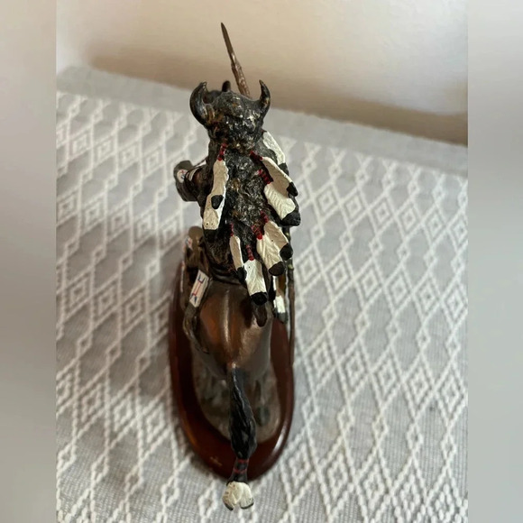 Spirit of the Plains by Chuck Ren, Hamilton Collection 1993. Warrior with Spear. - Picture 3 of 8